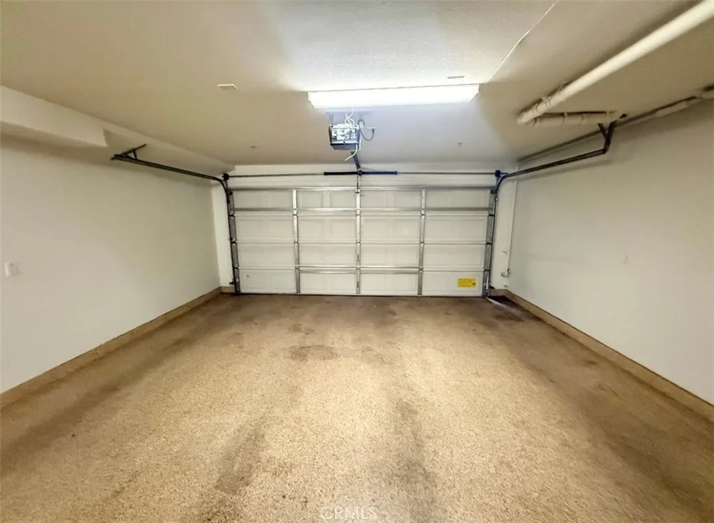 9301 Shirley Avenue #16 Northridge, CA 91324