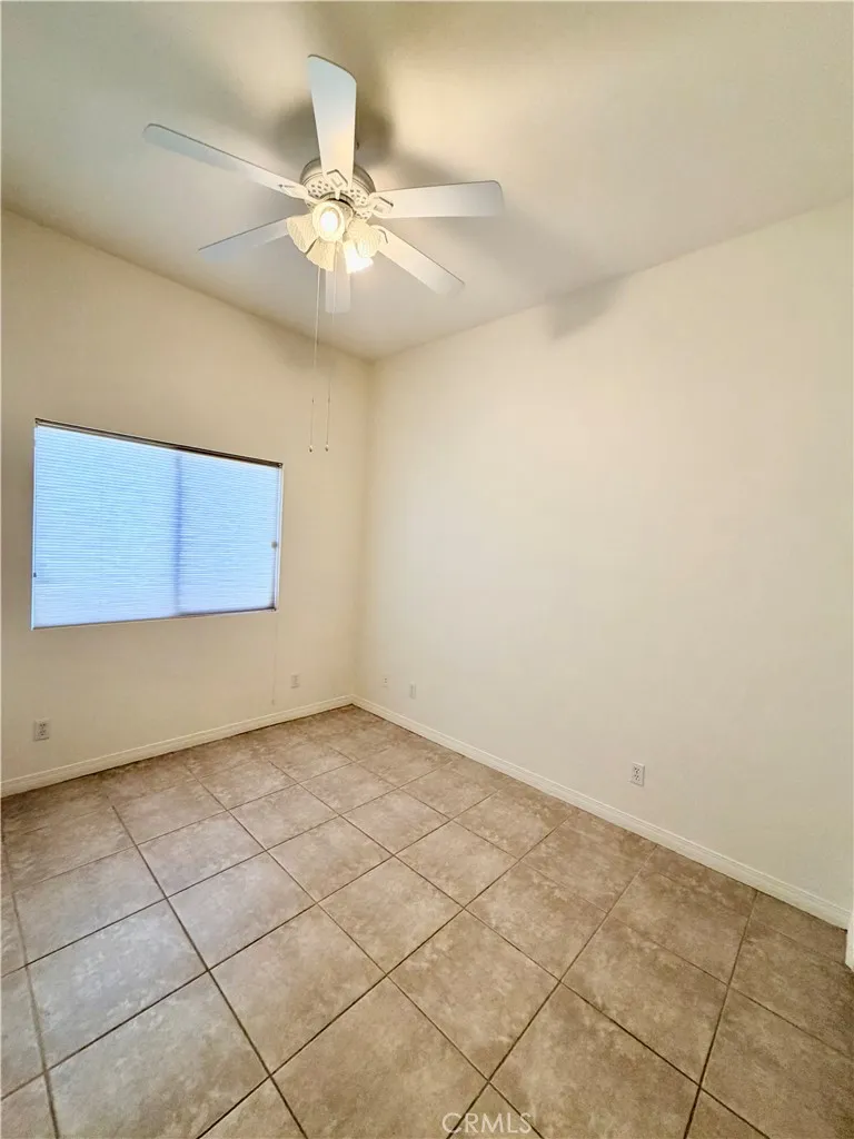 4892 Merlyn Street Hemet, CA 92544