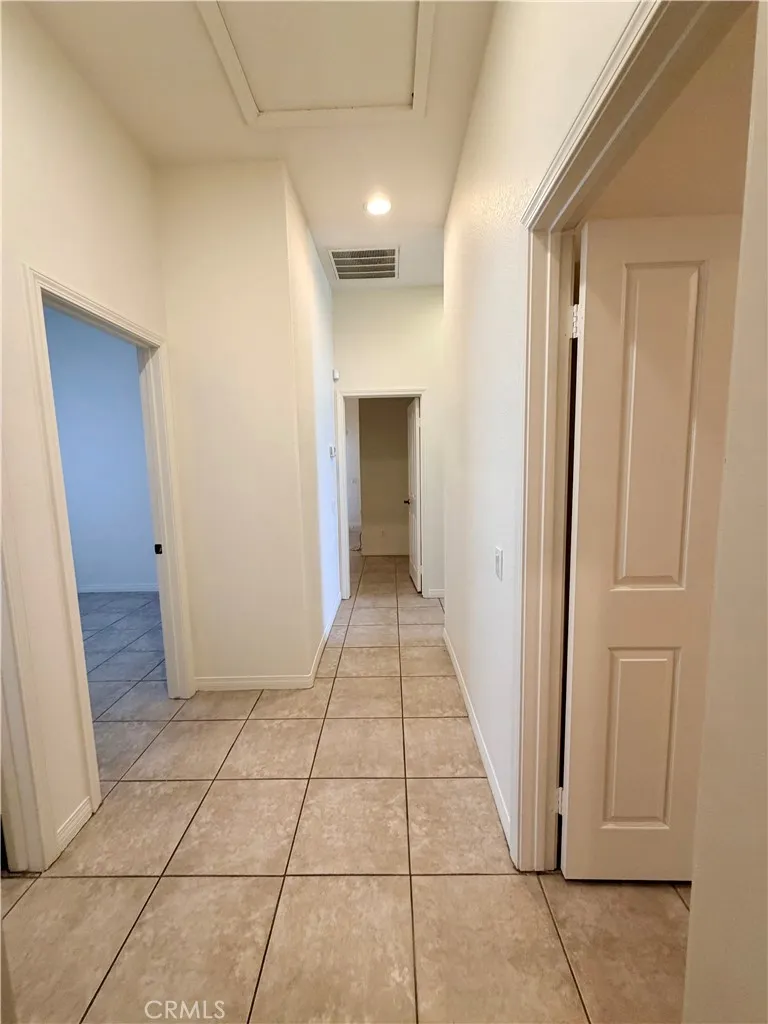 4892 Merlyn Street Hemet, CA 92544