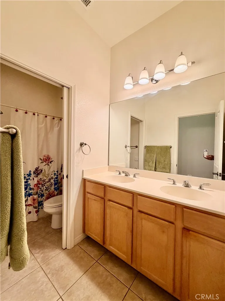 4892 Merlyn Street Hemet, CA 92544