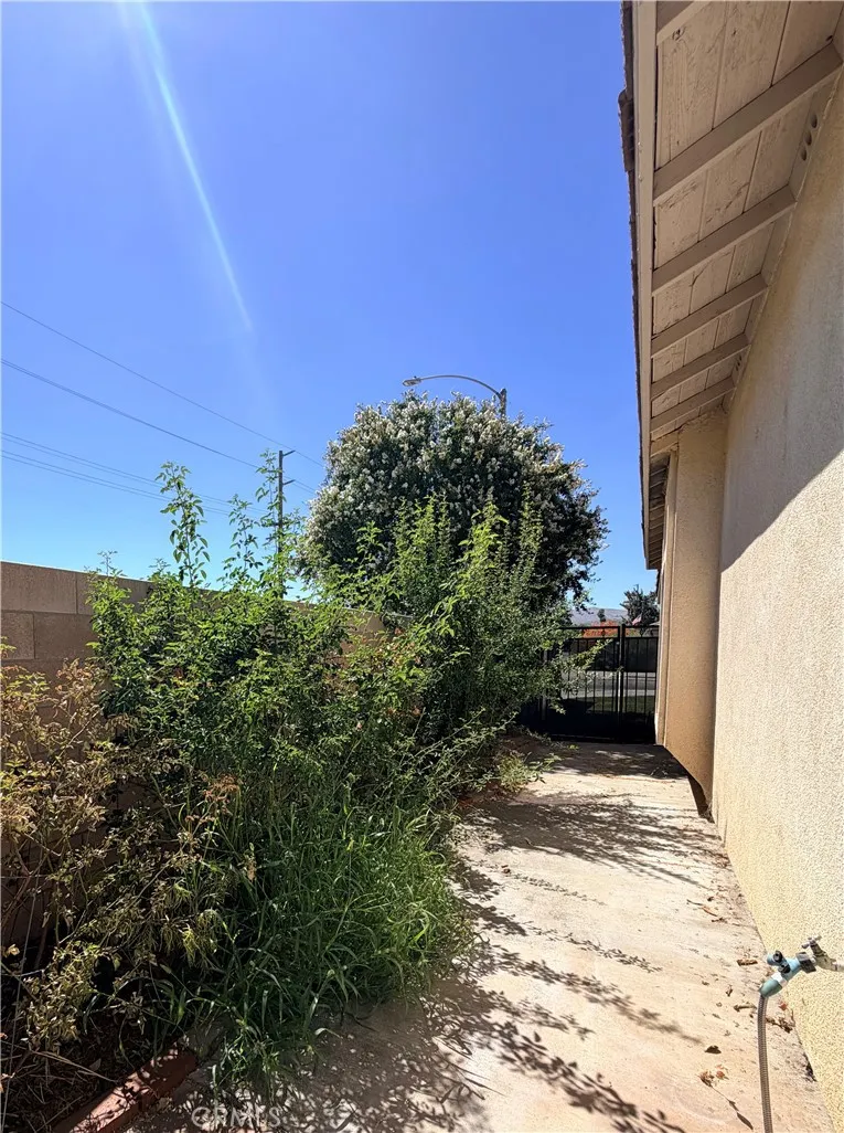 4892 Merlyn Street Hemet, CA 92544
