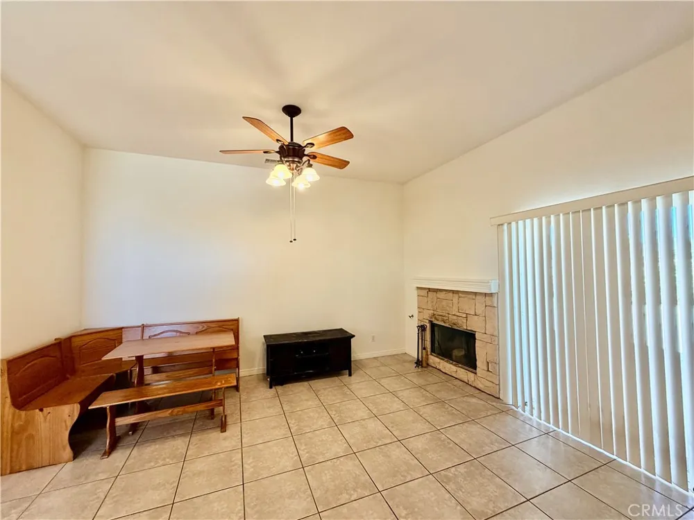 4892 Merlyn Street Hemet, CA 92544