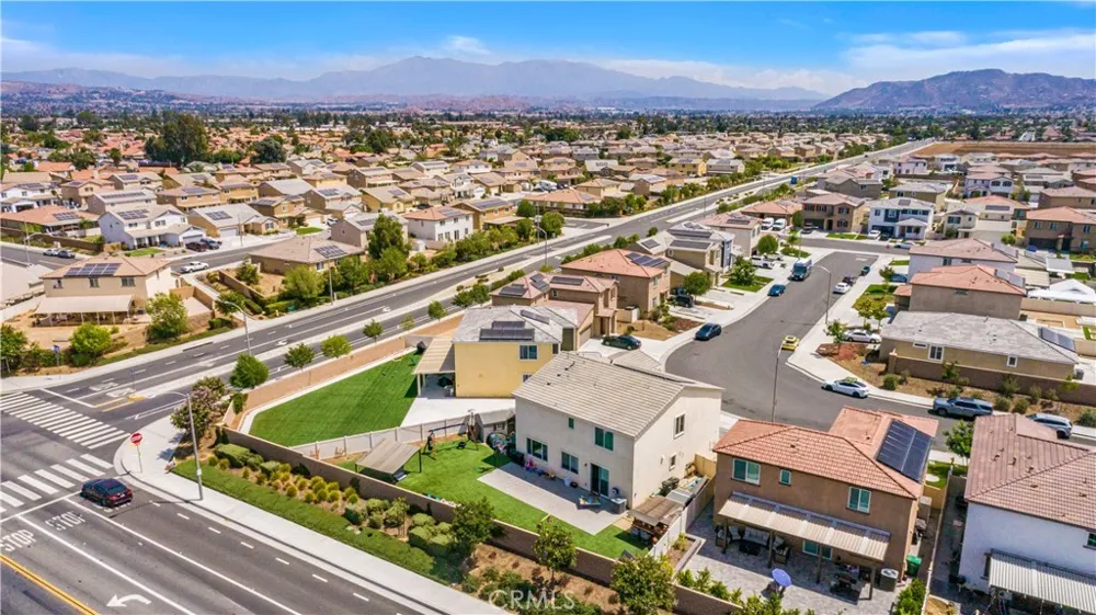 15503 Crusader Moreno Valley, CA 92551