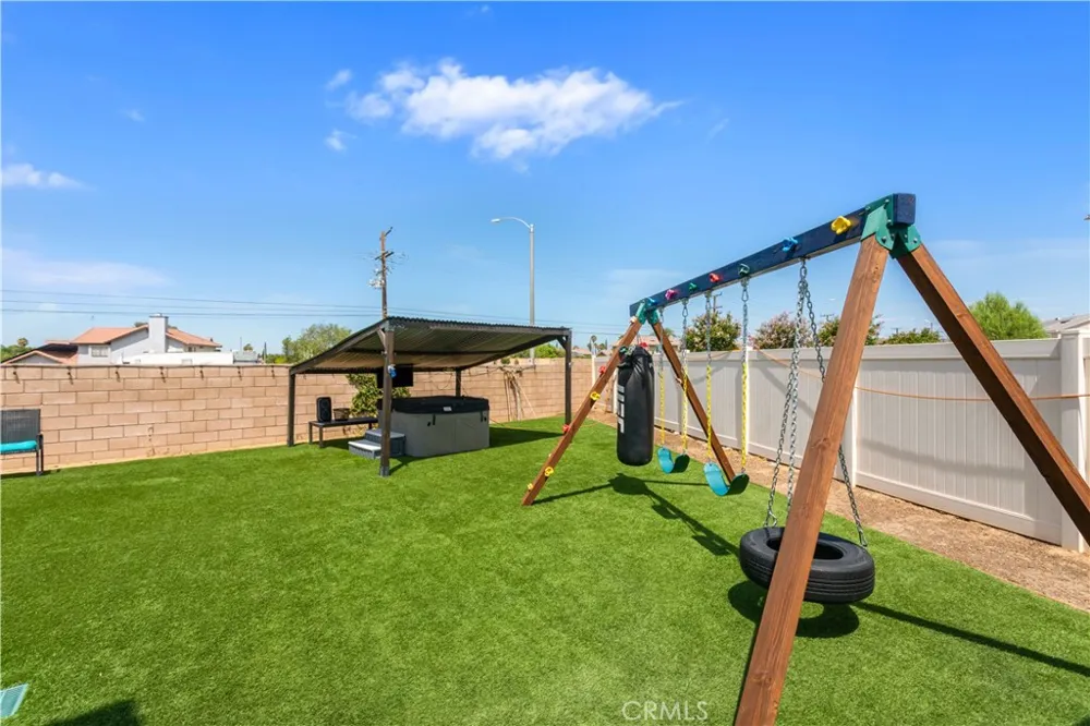15503 Crusader Moreno Valley, CA 92551