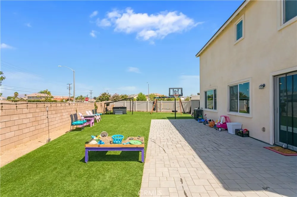 15503 Crusader Moreno Valley, CA 92551