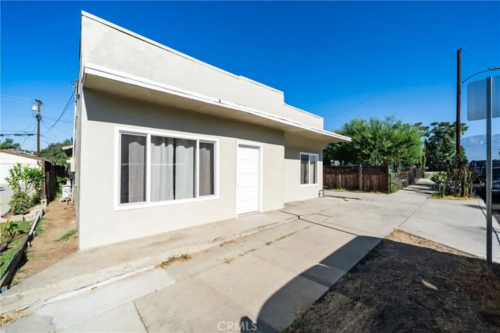 902 S Hope Ontario, CA 91761