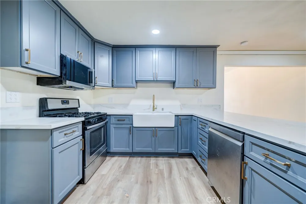 902 S Hope Ontario, CA 91761