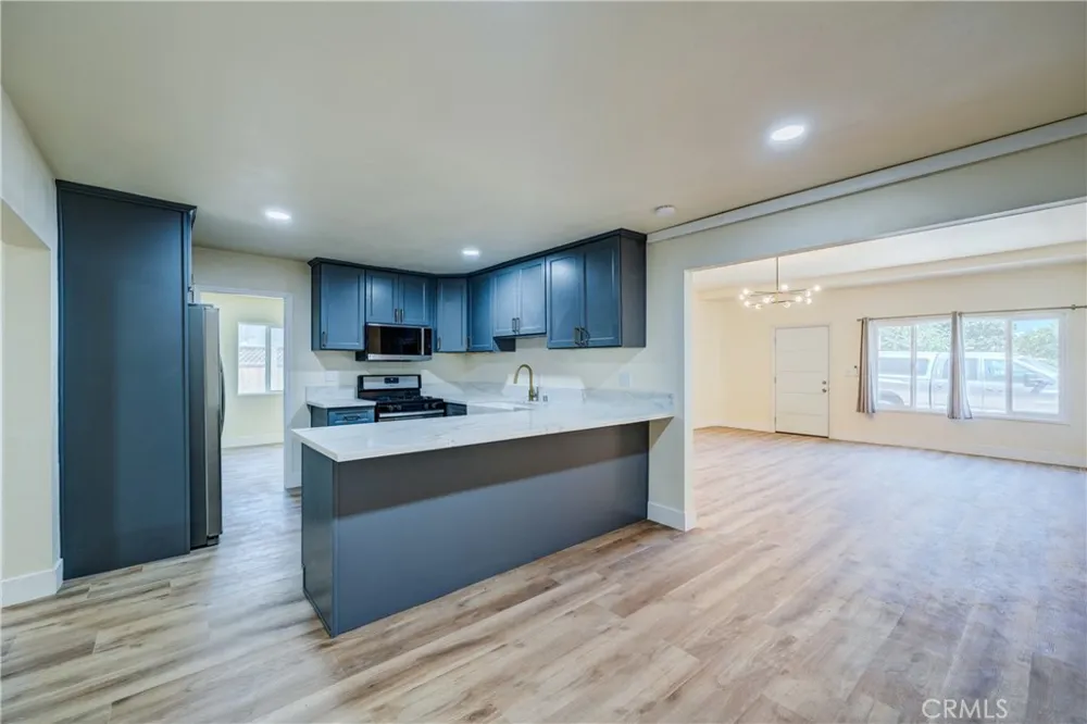 902 S Hope Ontario, CA 91761