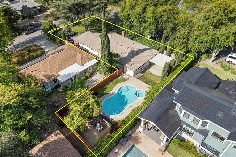 369 San Juan Way La Canada Flintridge, CA 91011