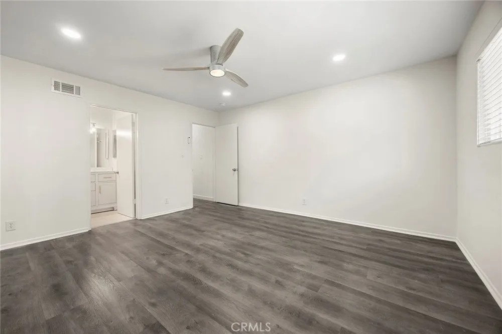 369 San Juan Way La Canada Flintridge, CA 91011