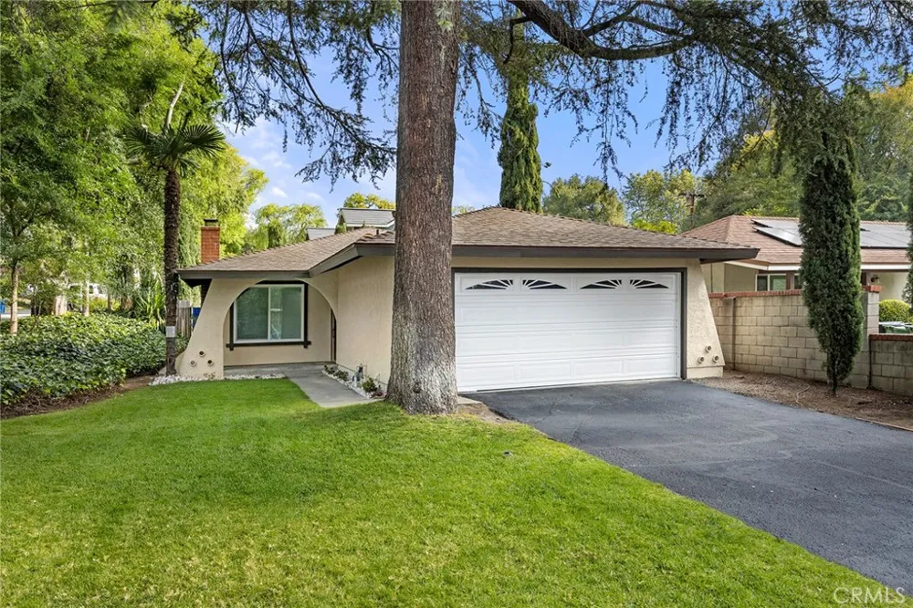 369 San Juan Way La Canada Flintridge, CA 91011