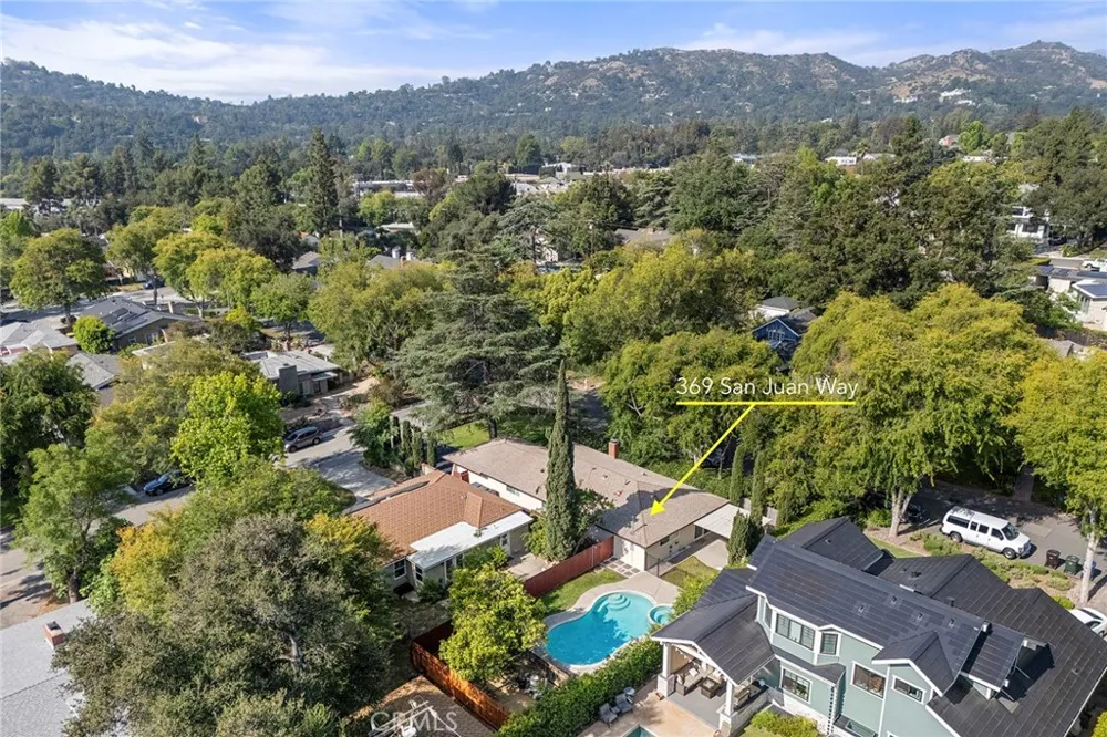 369 San Juan Way La Canada Flintridge, CA 91011