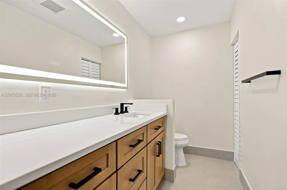 355 SW 121st Ave #355 Pembroke Pines, FL 33025