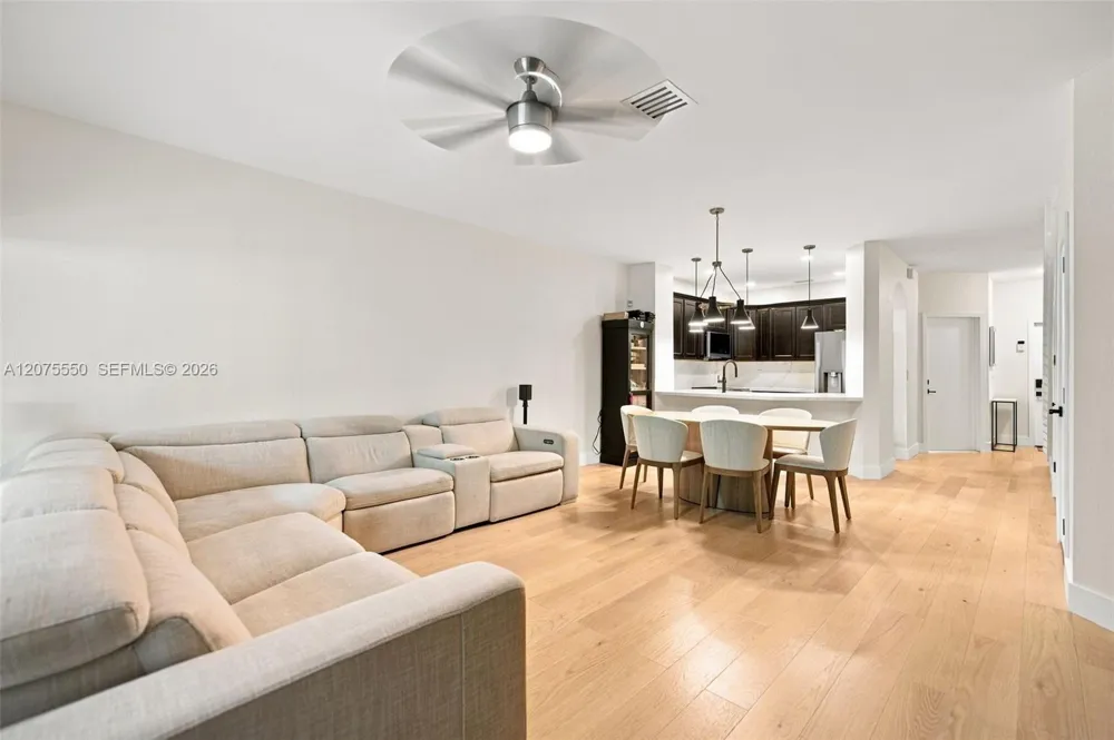 355 SW 121st Ave #355 Pembroke Pines, FL 33025