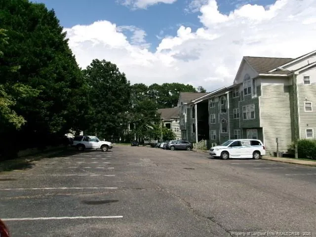 942 Stewarts Creek Drive #1 Fayetteville, NC 28314