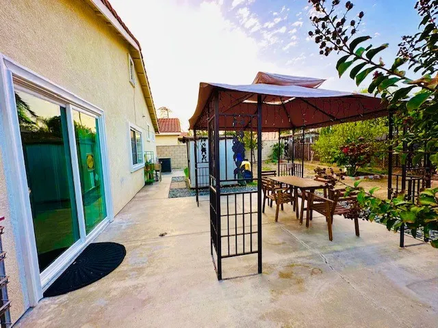 1139 East Elma #B Ontario, CA 91764