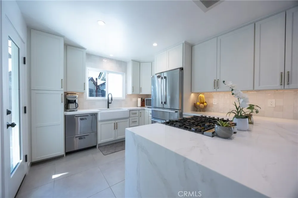 873 Escuela Court San Luis Obispo, CA 93405