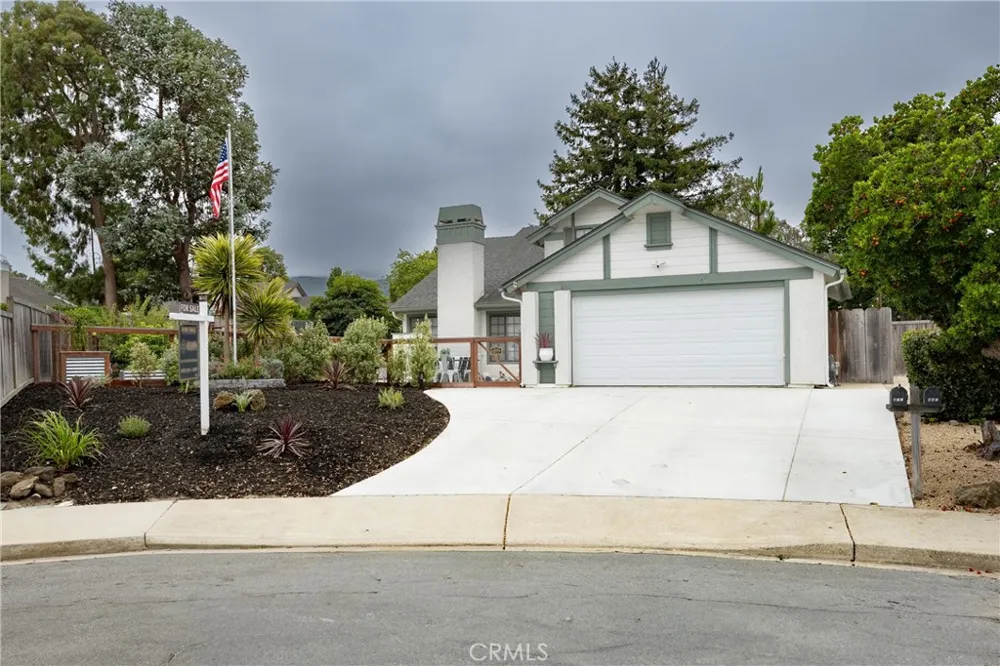 873 Escuela Court San Luis Obispo, CA 93405