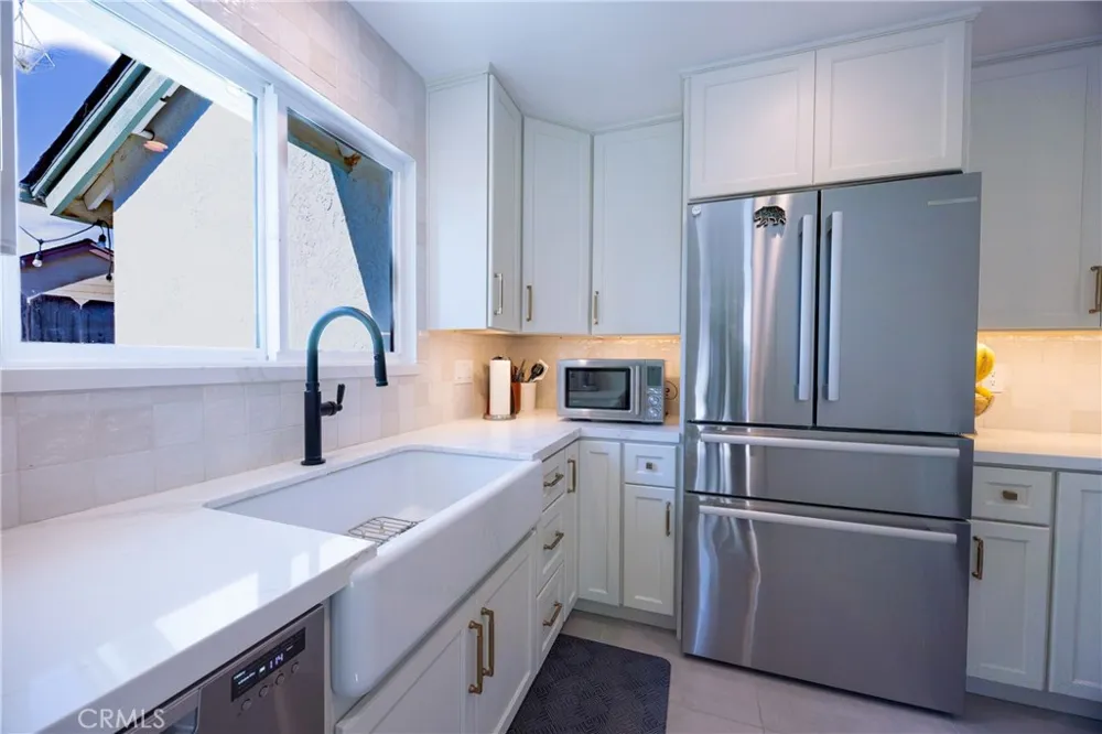 873 Escuela Court San Luis Obispo, CA 93405