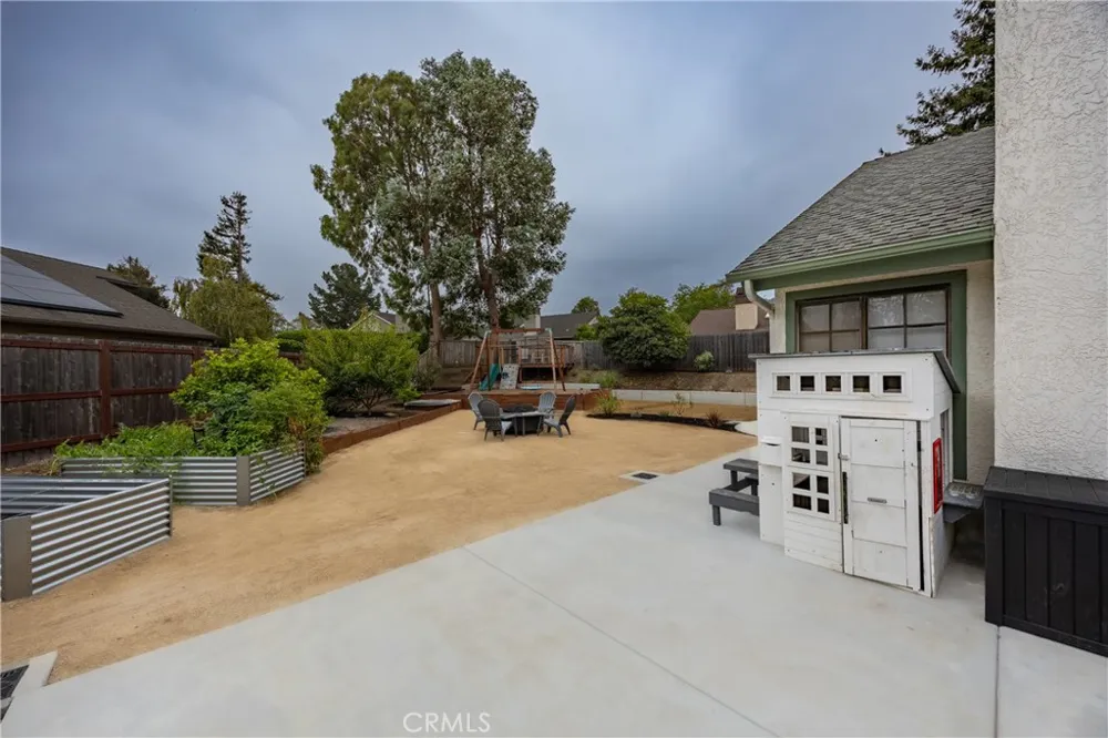 873 Escuela Court San Luis Obispo, CA 93405