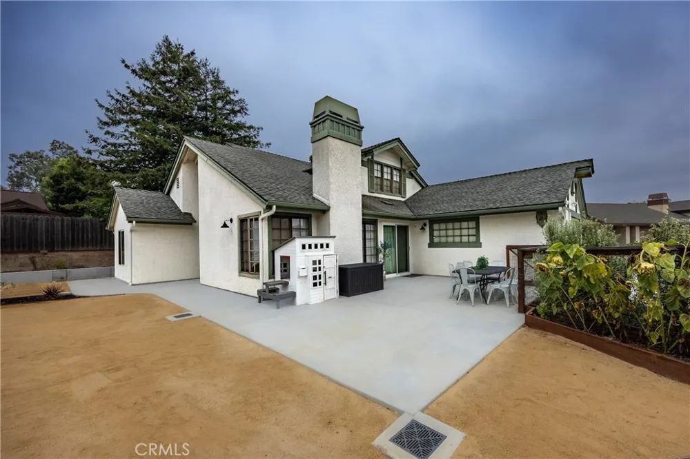 873 Escuela Court San Luis Obispo, CA 93405
