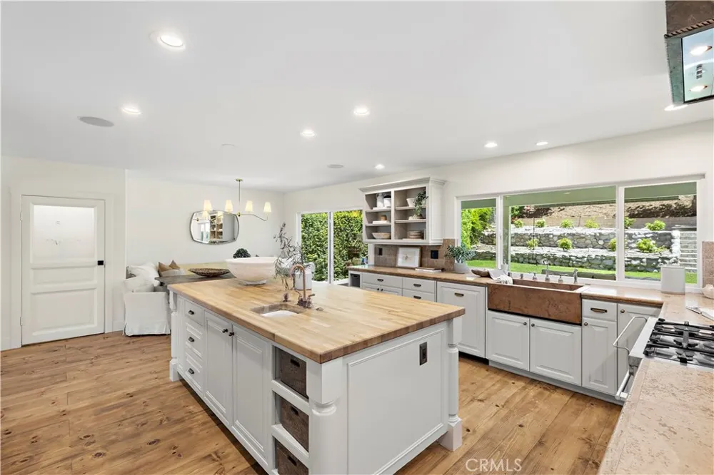 27142 Cordero Mission Viejo, CA 92691