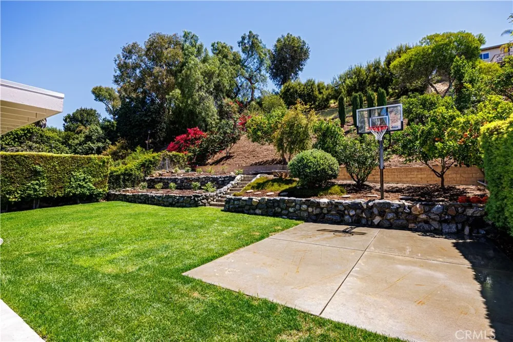 27142 Cordero Mission Viejo, CA 92691