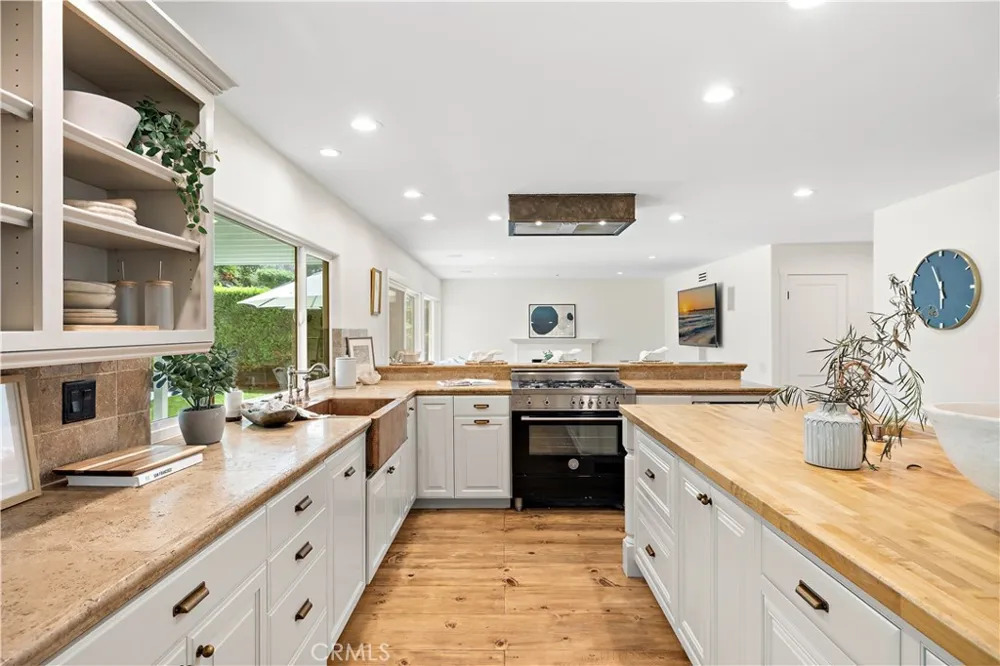 27142 Cordero Mission Viejo, CA 92691