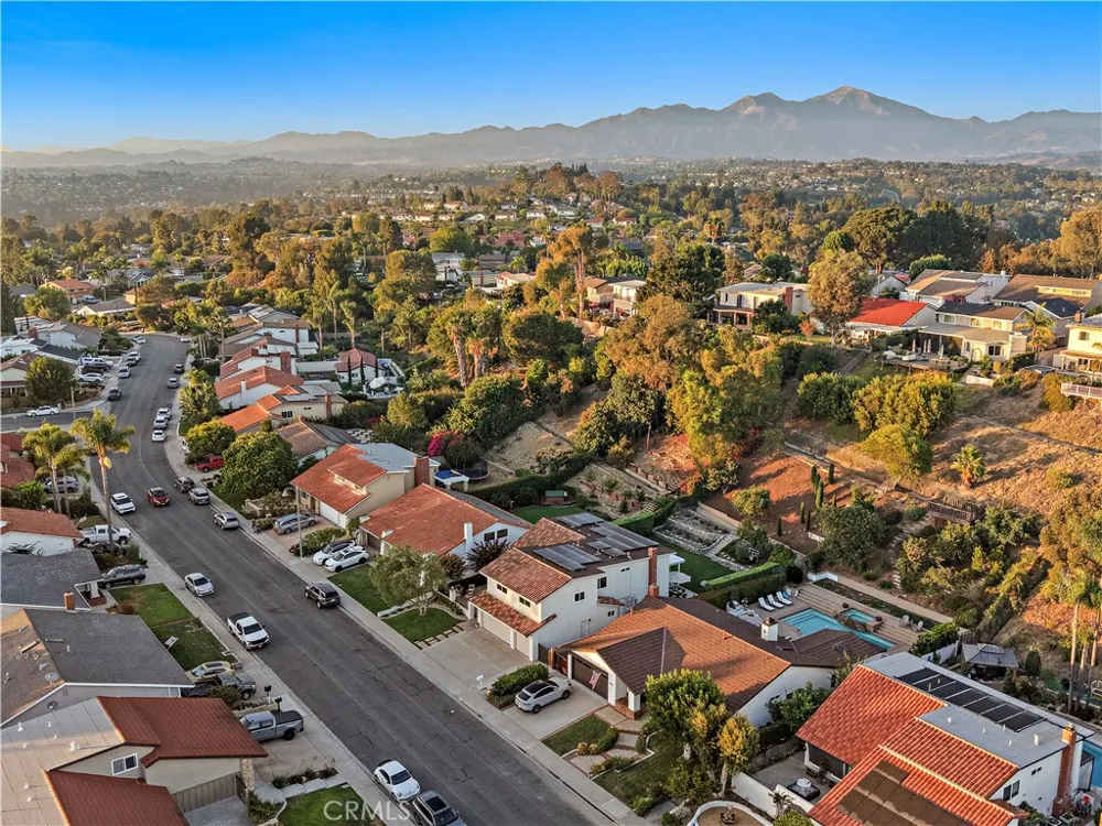 27142 Cordero Mission Viejo, CA 92691