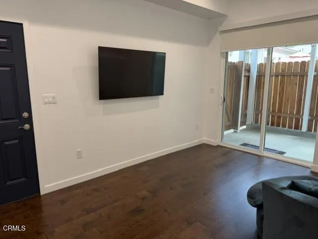 2748 Hollister Terrace #A Glendale, CA 91206