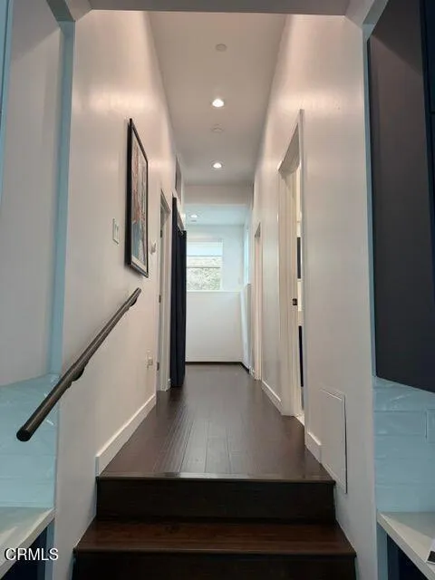 2748 Hollister Terrace #A Glendale, CA 91206