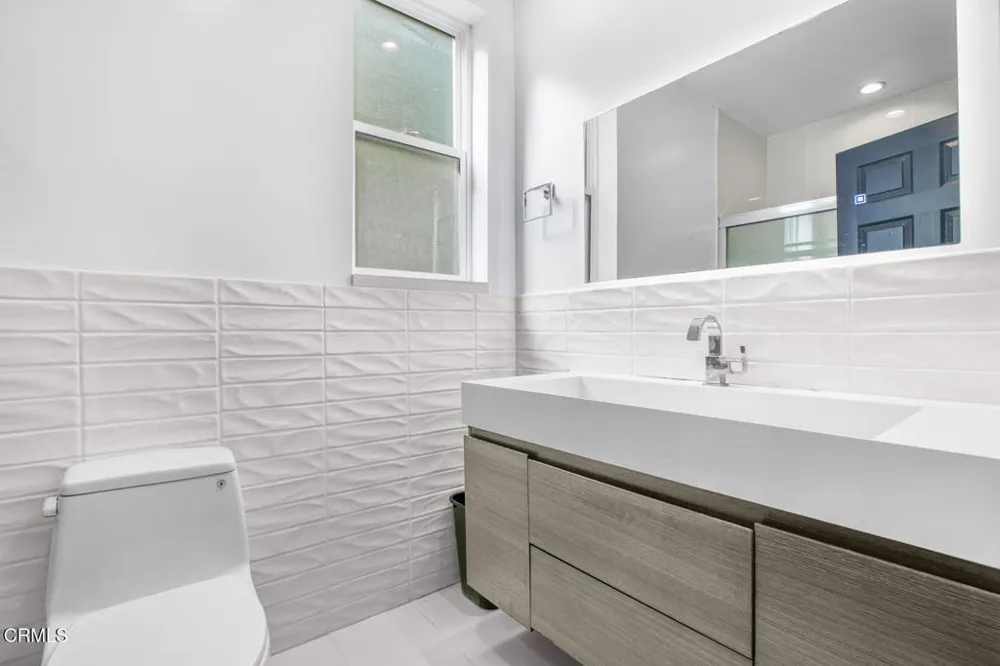2748 Hollister Terrace #A Glendale, CA 91206