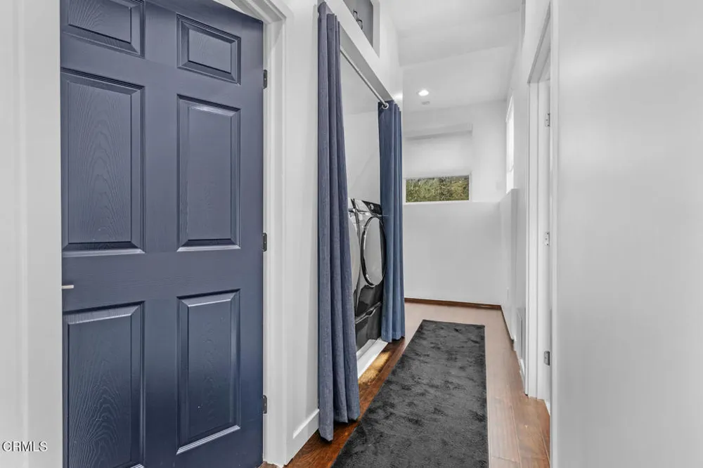 2748 Hollister Terrace #A Glendale, CA 91206