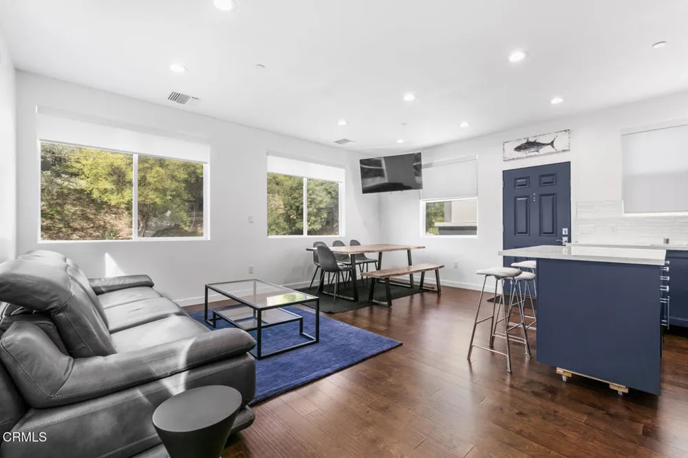 2748 Hollister Terrace #A Glendale, CA 91206