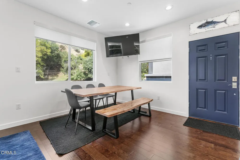 2748 Hollister Terrace #A Glendale, CA 91206