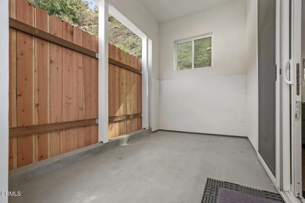 2748 Hollister Terrace #A Glendale, CA 91206