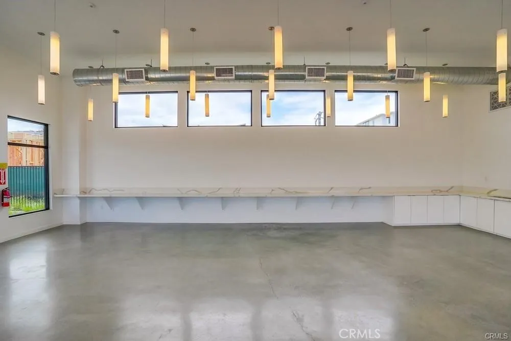 1642 W Saratoga Lane San Pedro, CA 90732