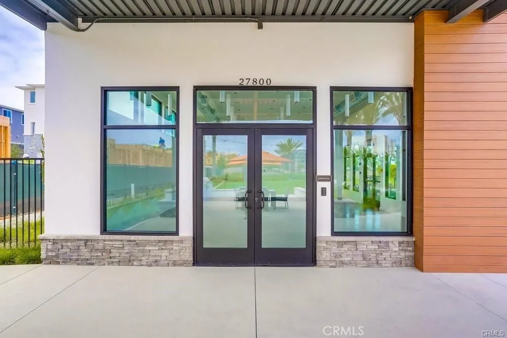 1642 W Saratoga Lane San Pedro, CA 90732