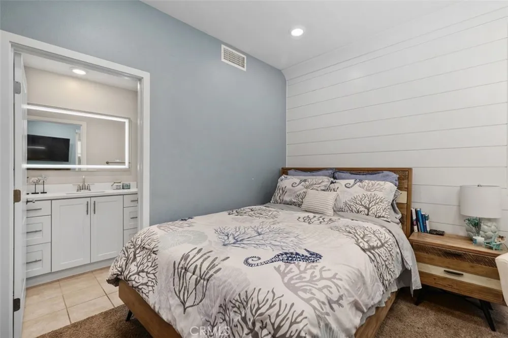 1642 W Saratoga Lane San Pedro, CA 90732