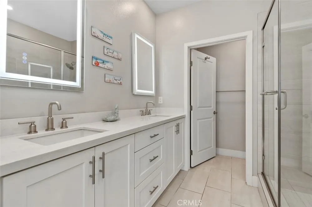 1642 W Saratoga Lane San Pedro, CA 90732