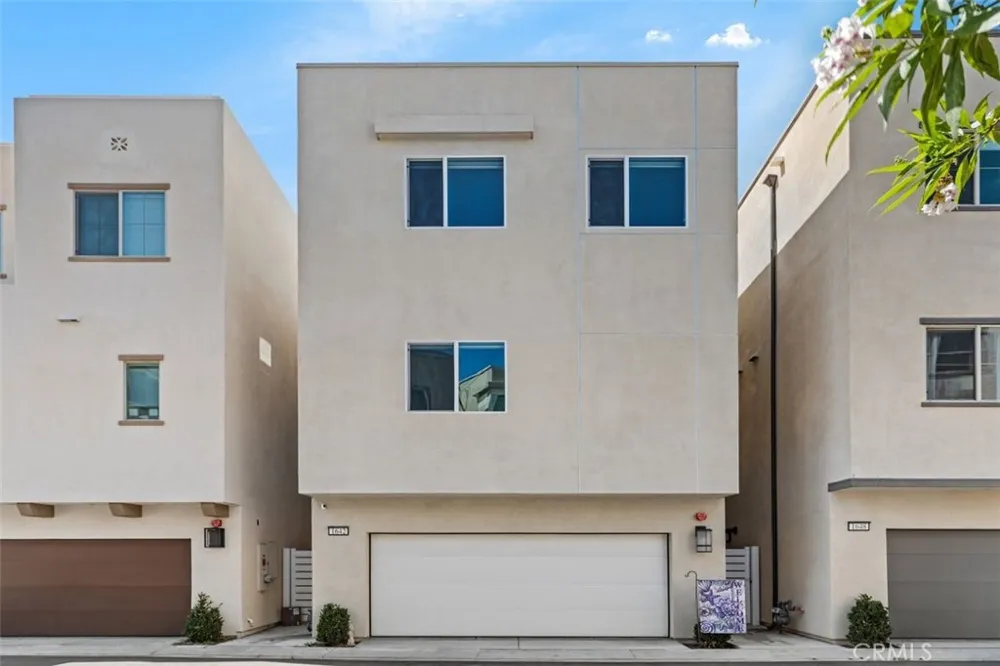 1642 W Saratoga Lane San Pedro, CA 90732