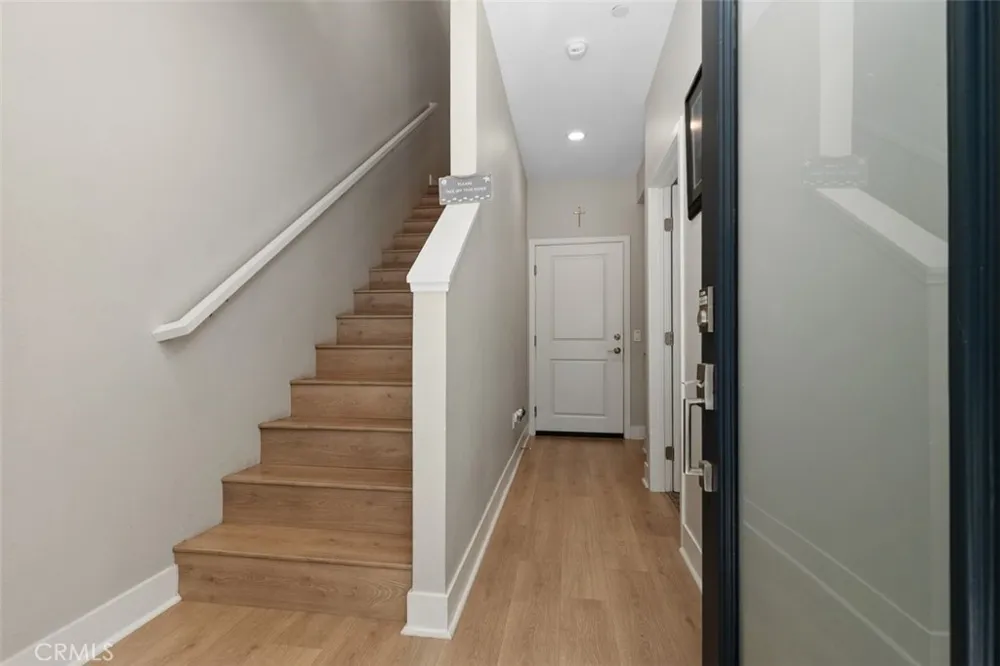 1642 W Saratoga Lane San Pedro, CA 90732