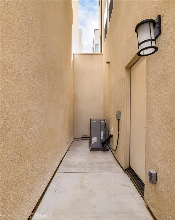 1642 W Saratoga Lane San Pedro, CA 90732