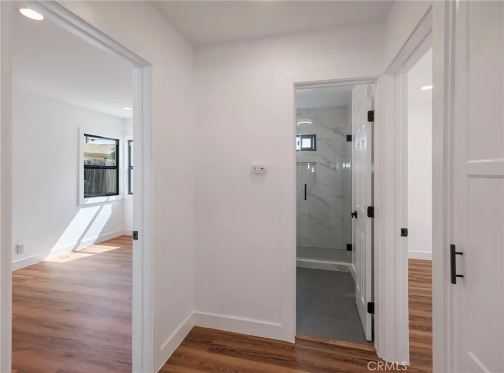 5910 Walnut Ave Long Beach, CA 90805