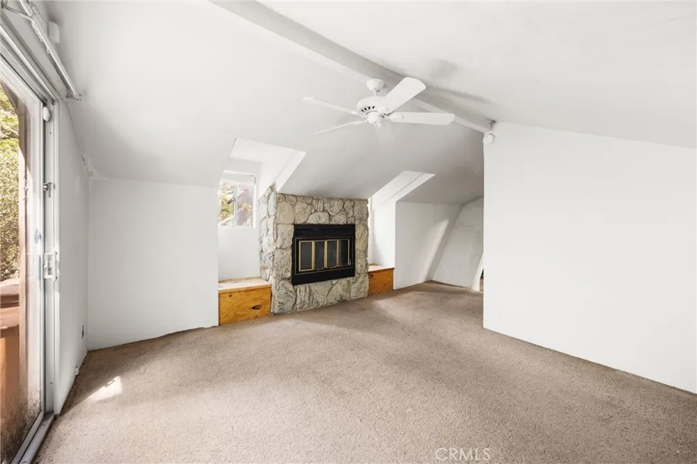 320 Flower Drive Lake Arrowhead, CA 92352