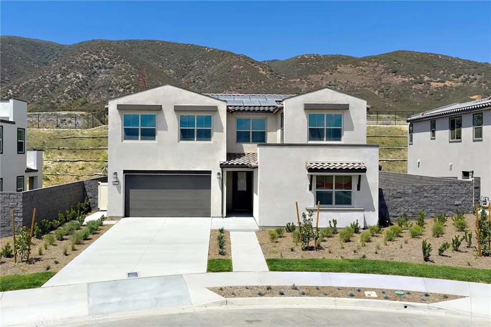 16072 Butterfly Drive Fontana, CA 92336