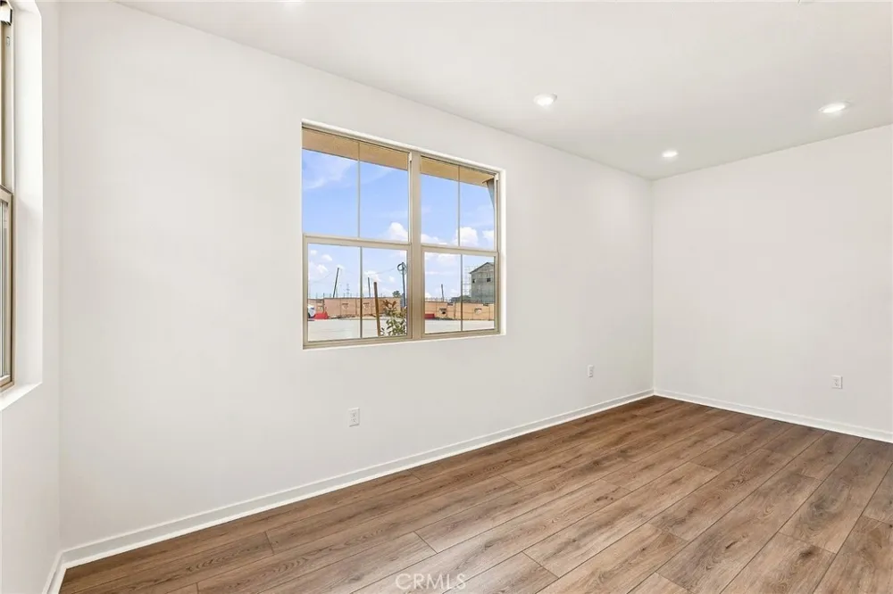 16072 Butterfly Drive Fontana, CA 92336