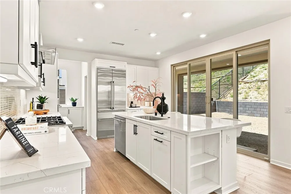 16072 Butterfly Drive Fontana, CA 92336