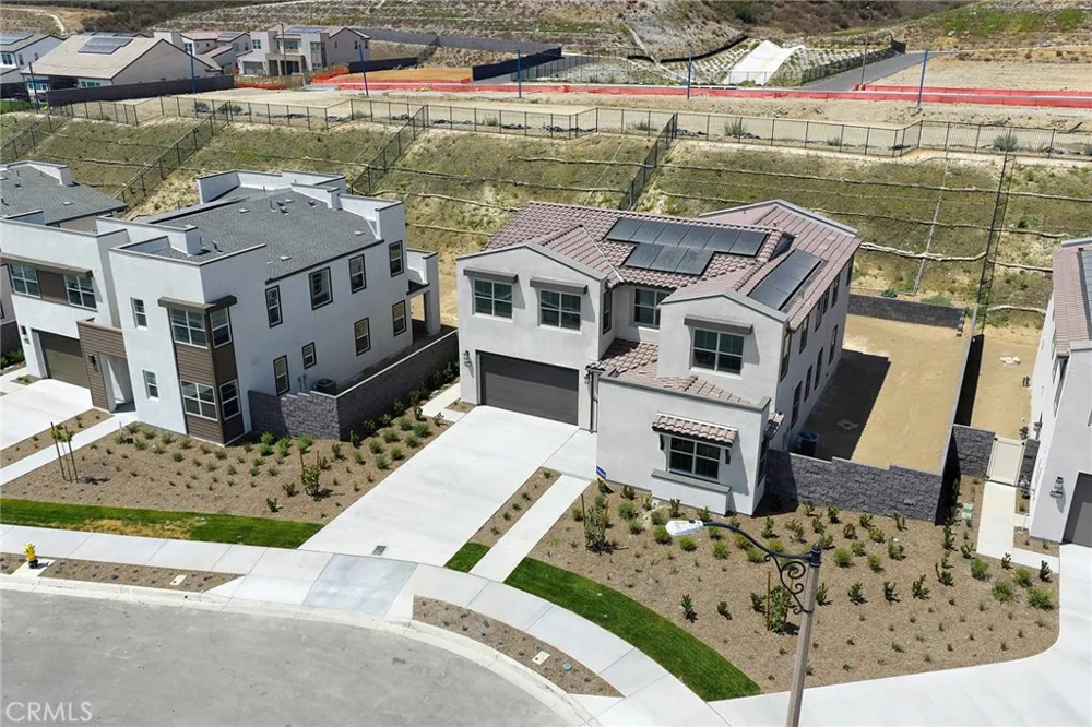 16072 Butterfly Drive Fontana, CA 92336