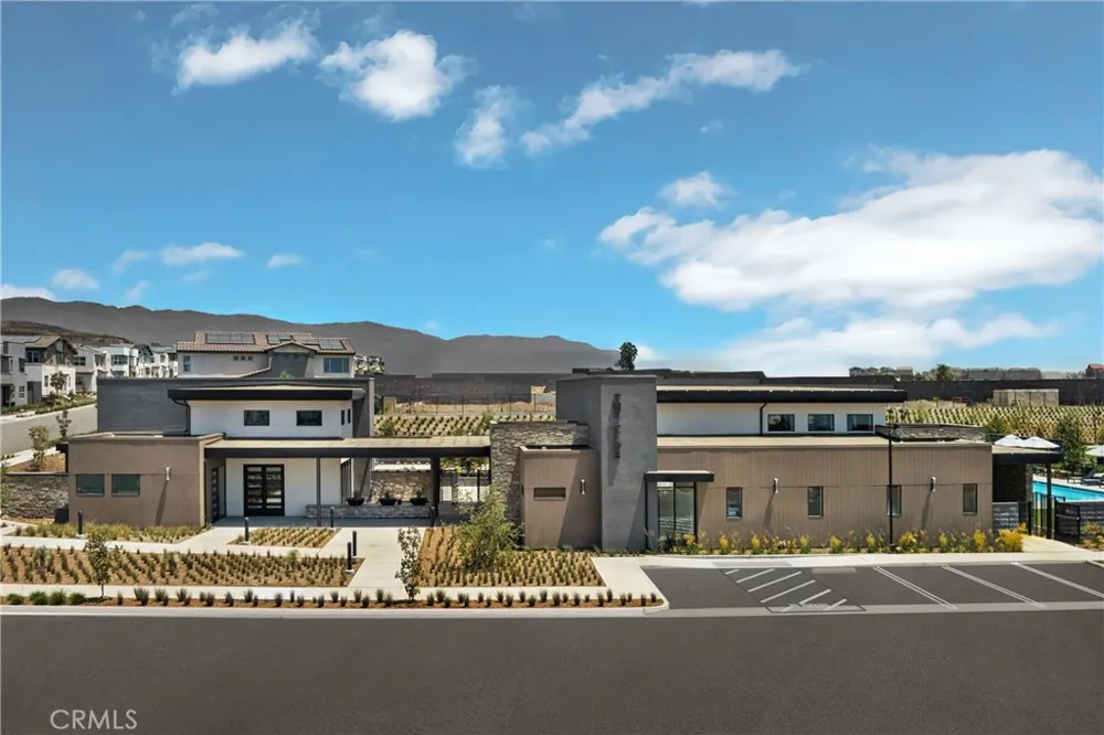 16072 Butterfly Drive Fontana, CA 92336